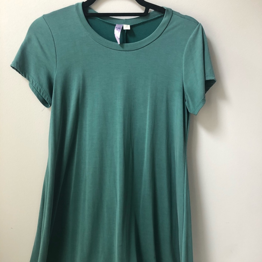 ALYA Green T-Shirt Dress Size M!